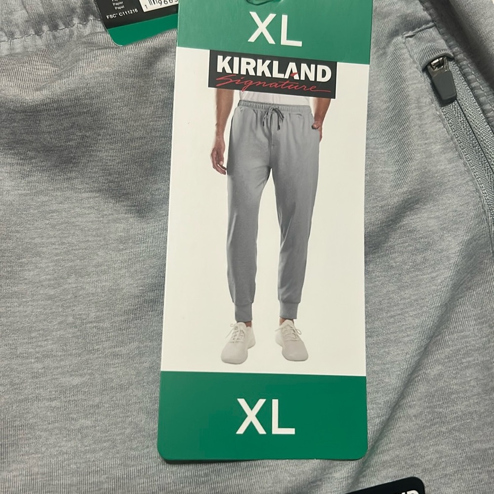 Kirkland Signature Men’s Gray Joggers Xl NWT